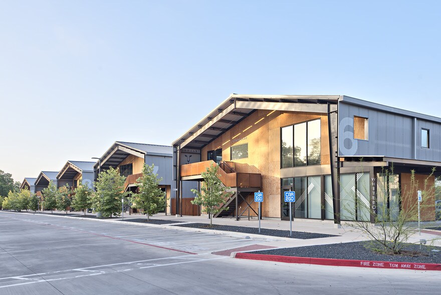 More Photos Of 1023 Springdale Rd, Austin Office For Lease