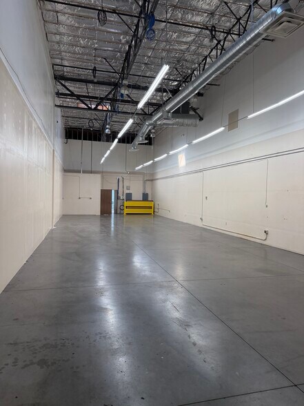 More Photos Of 2436 Precision Dr, Minden Flex For Lease