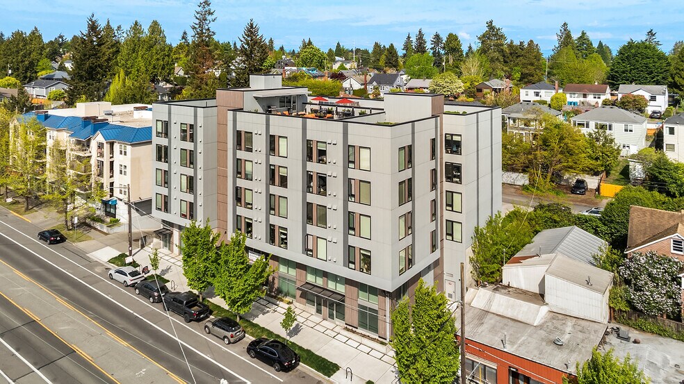 More Photos Of 9736 Greenwood Ave N, Seattle Apartments For Sale