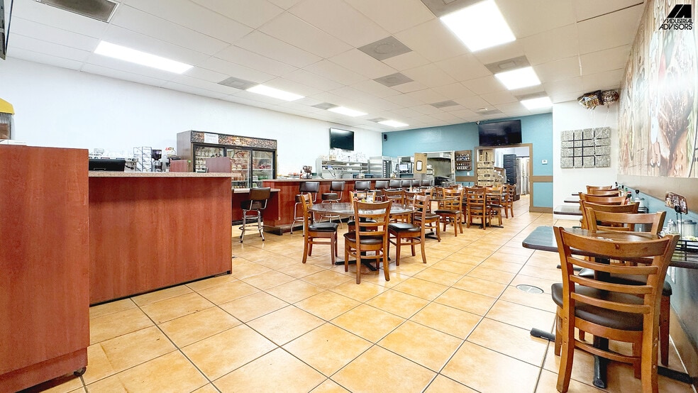 More Photos Of 4960 NW 165th St, Miami Warehouse For Sale