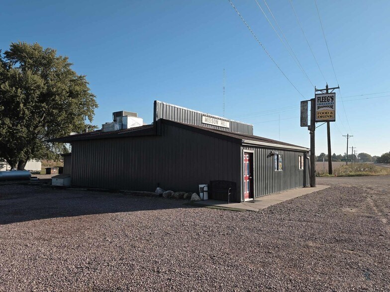 More Photos Of 44368 309th St, Mission Hill Restaurant For Sale