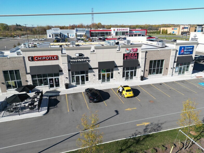 Primary Photo Of 3263 Wonderland Rd S, London Freestanding For Lease