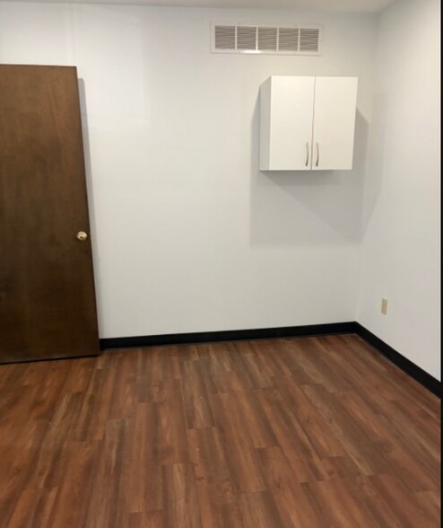 More Photos Of 335 N Main St, Springboro Medical For Lease