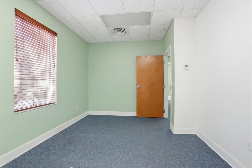 More Photos Of 344 S Woodland Blvd, Deland Office For Sale