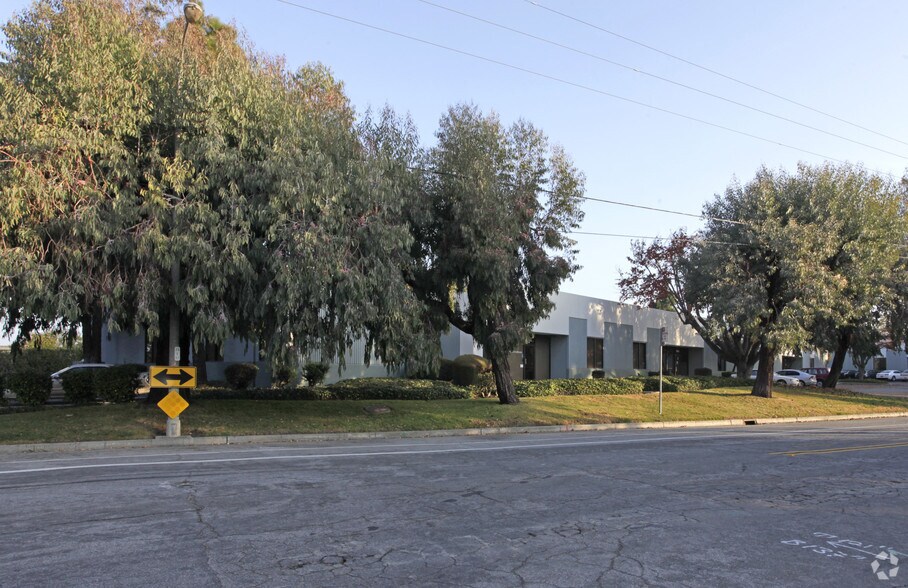 More Photos Of 1283 Old Mountain View-Alviso Rd, Sunnyvale Light Manufacturing For Lease