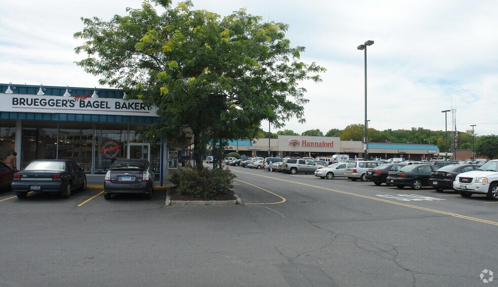 More Photos Of 900 Central Ave, Albany Unknown For Lease