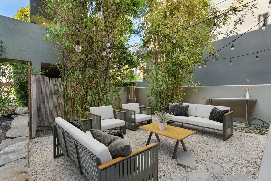More Photos Of 22 28th Ave, Venice Apartments For Sale