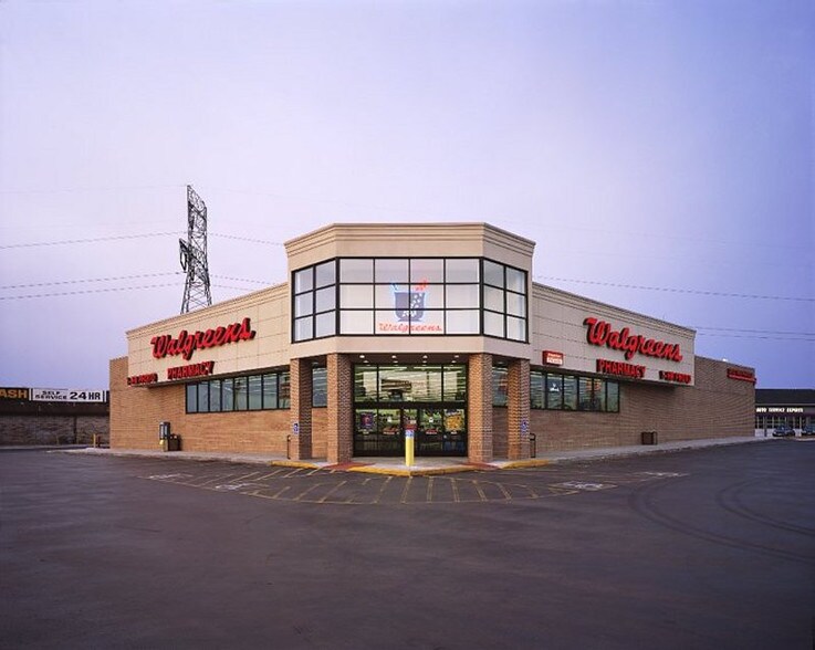 More Photos Of 3425 Middle Rd, Bettendorf Drugstore For Sale