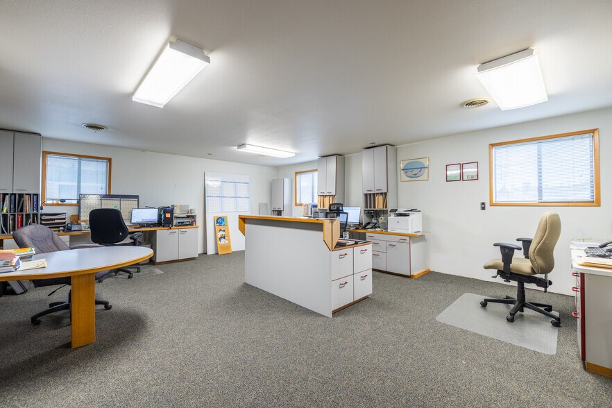 More Photos Of 3111 T Ave, Anacortes Warehouse For Sale