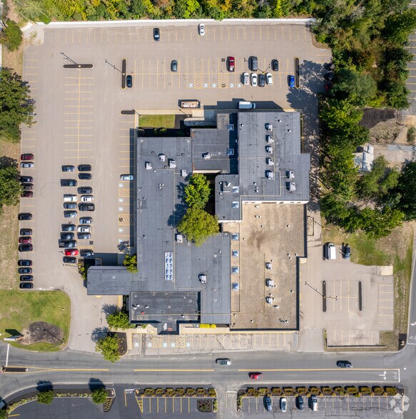 More Photos Of 165 Mill St, Leominster Medical For Lease