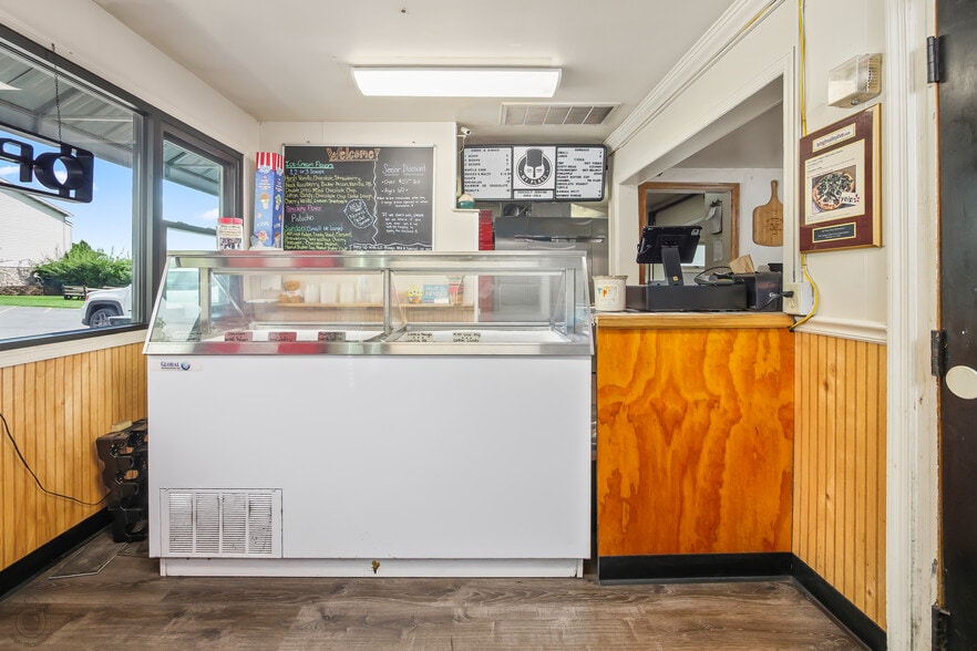 More Photos Of 270 E Northampton St, Bath Restaurant For Sale