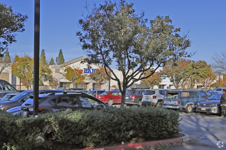 More Photos Of 3250 Buskirk Ave, Pleasant Hill General Retail For Sale