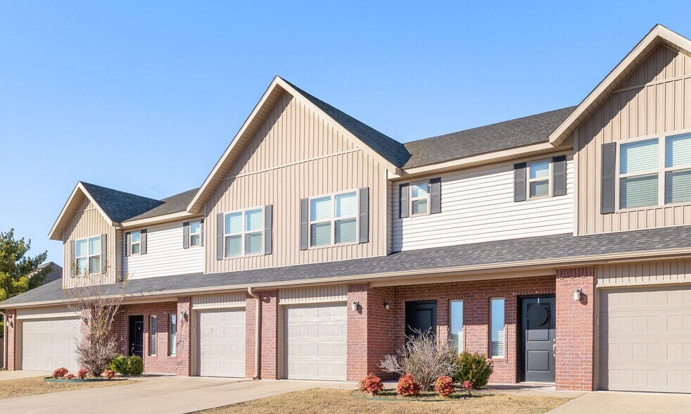 More Photos Of 2701 W Shasta Rd, Rogers Multifamily For Sale