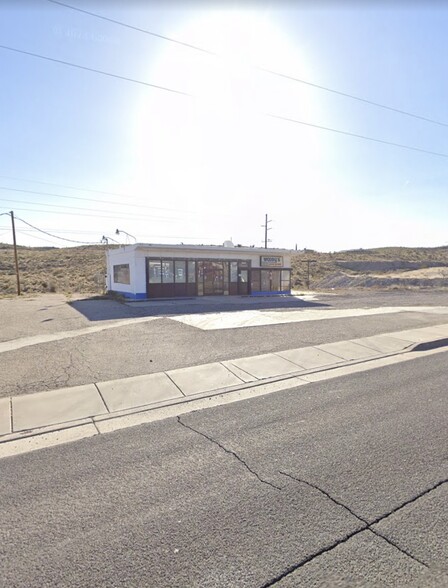 Primary Photo Of 1000 W Beale St, Kingman Convenience Store For Sale