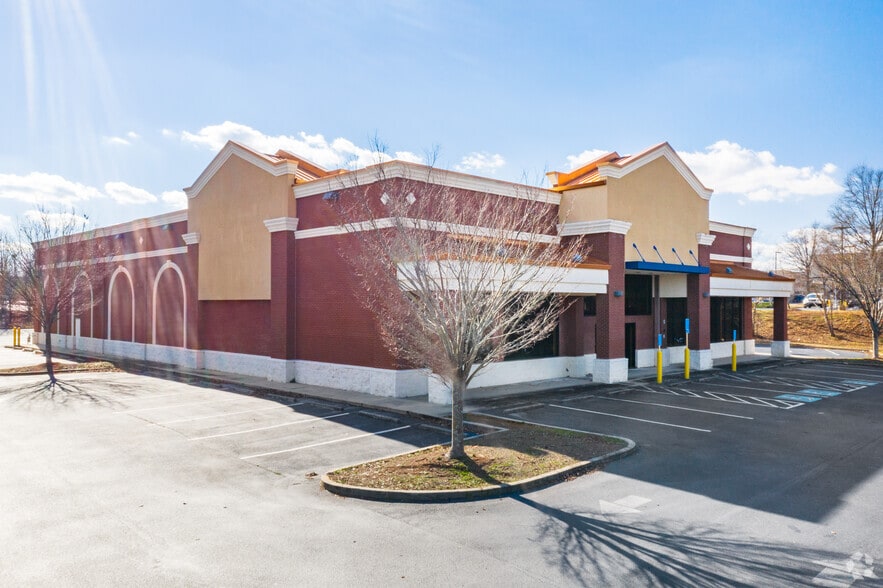 More Photos Of 1825 Jonesboro Rd, McDonough Drugstore For Lease