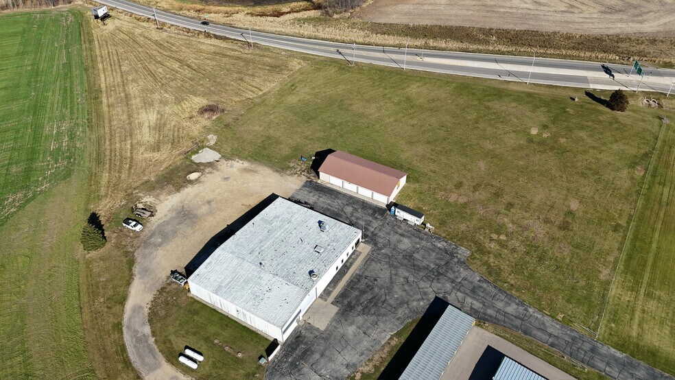 More Photos Of 4414 State Road 92, Brooklyn Industrial For Lease