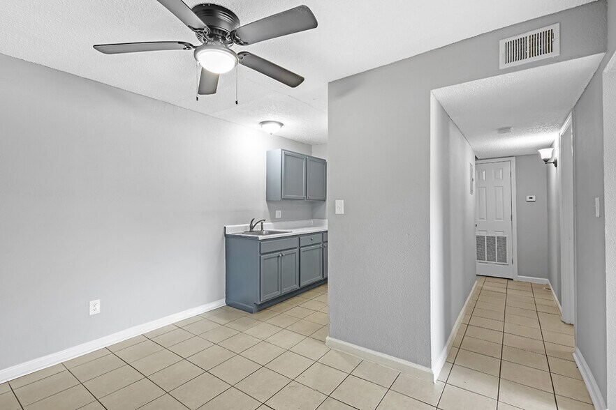 More Photos Of 12322 3rd St, Grandview Apartments For Sale