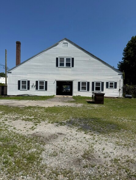 More Photos Of 32 Trolley Rd, Westbrook Auto Repair For Lease