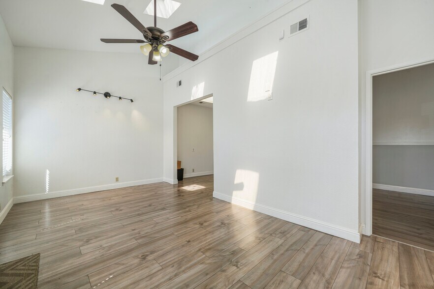 More Photos Of 2100 Tennessee St, Vallejo Office For Sale