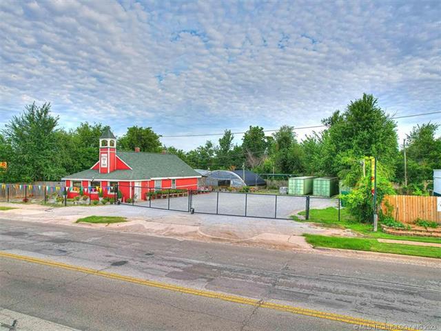 More Photos Of 708 W Britton Rd, Oklahoma City Freestanding For Sale