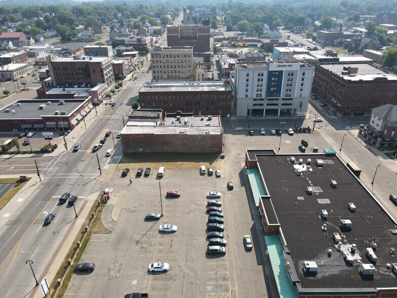 More Photos Of 129 Lincoln Way W, Massillon Land For Lease