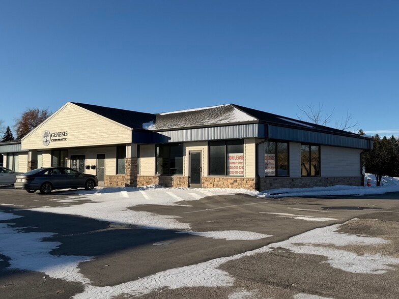 More Photos Of 2121 S Schaefer St, Appleton General Retail For Lease