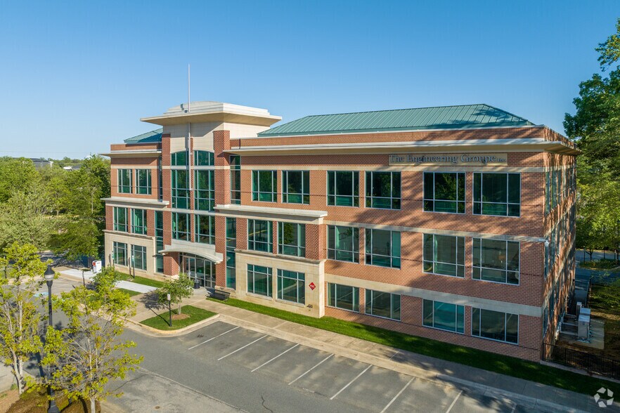 More Photos Of 13580 Groupe Dr, Woodbridge Office For Lease