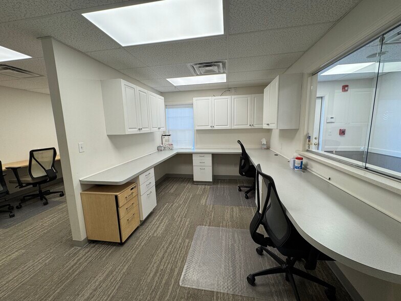 More Photos Of 5 Durham Rd, Guilford Medical For Lease