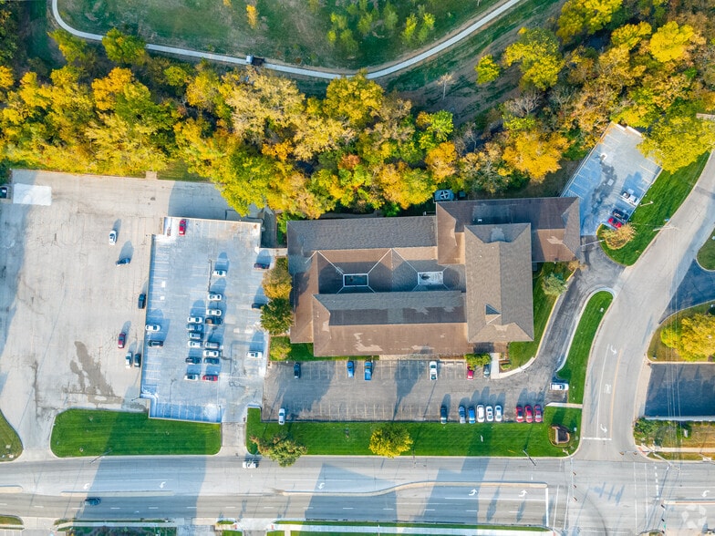 More Photos Of 8900 State Line Rd, Leawood Medical For Sale