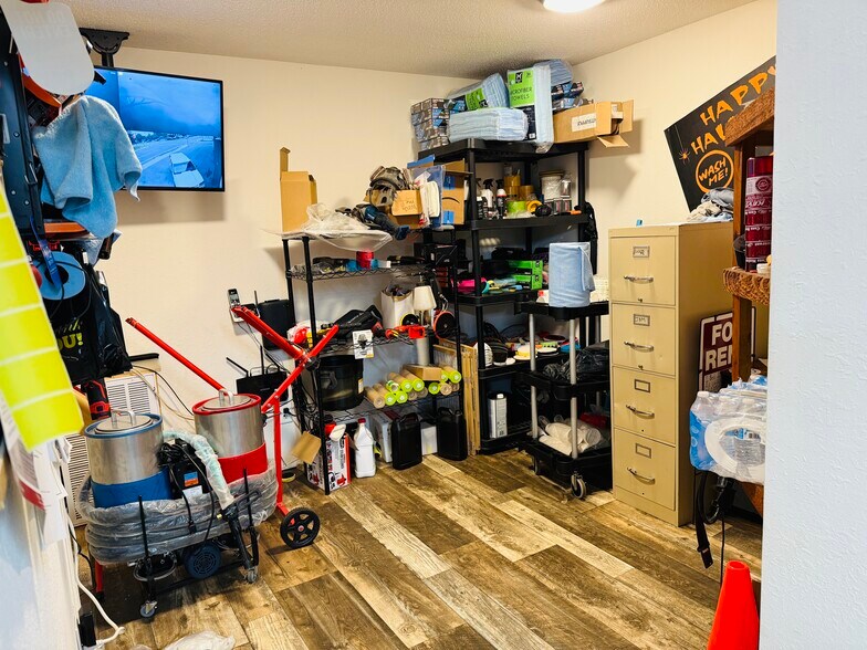 More Photos Of 1330 S Main St, Rice Lake Flex For Sale