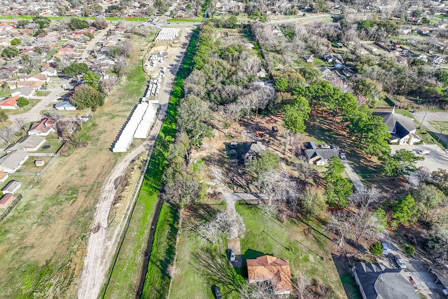 More Photos Of 9722 Willow St, Houston Land For Sale