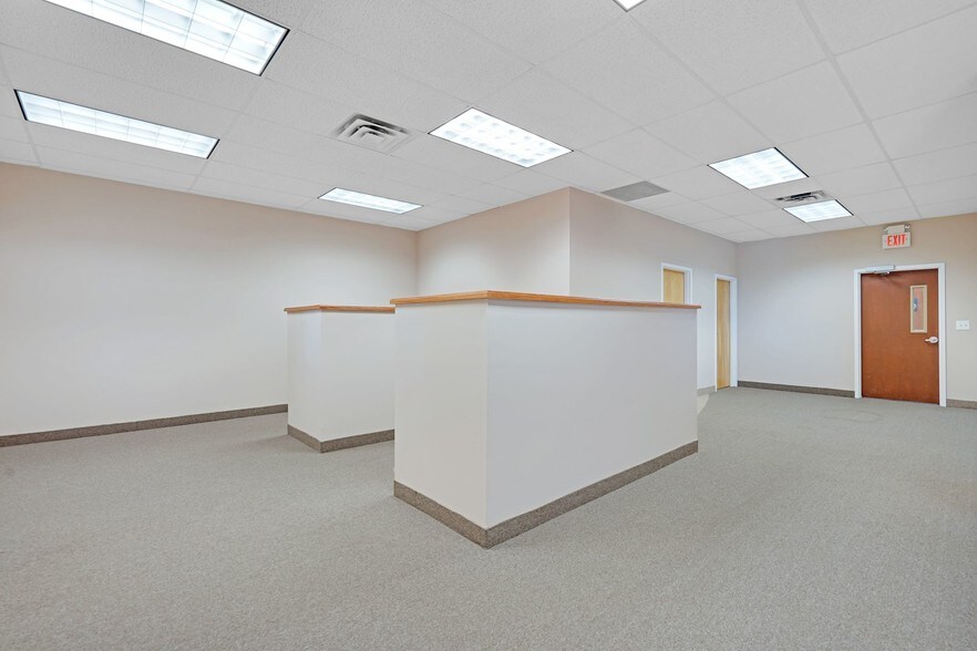 More Photos Of 1386 US Highway 22, Lebanon Unknown For Lease