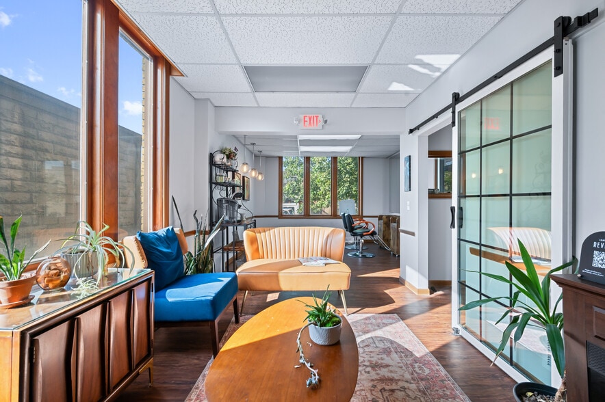 More Photos Of 5129 Liberty Ave, Pittsburgh Office Residential For Lease