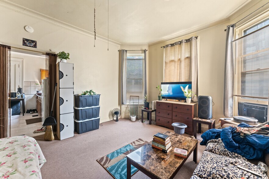 More Photos Of 158 Chapin St, Binghamton Apartments For Sale