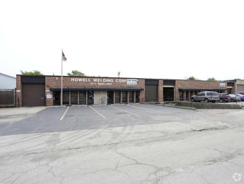 More Photos Of 1071 Waveland Ave, Franklin Park Warehouse For Sale