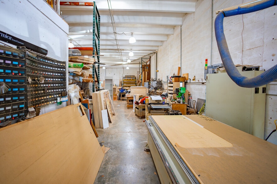More Photos Of 7313 NW 56th St, Miami Warehouse For Sale