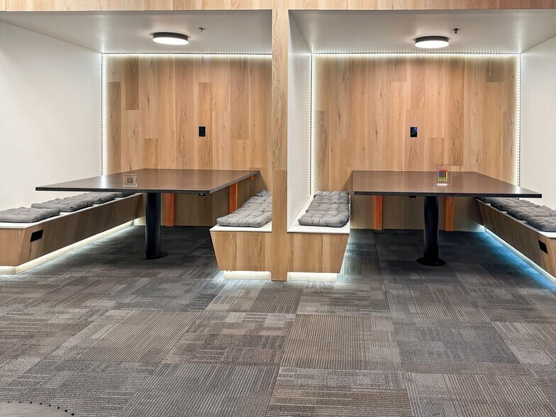 More Photos Of 5225 Tech Data Dr, Clearwater Coworking Space