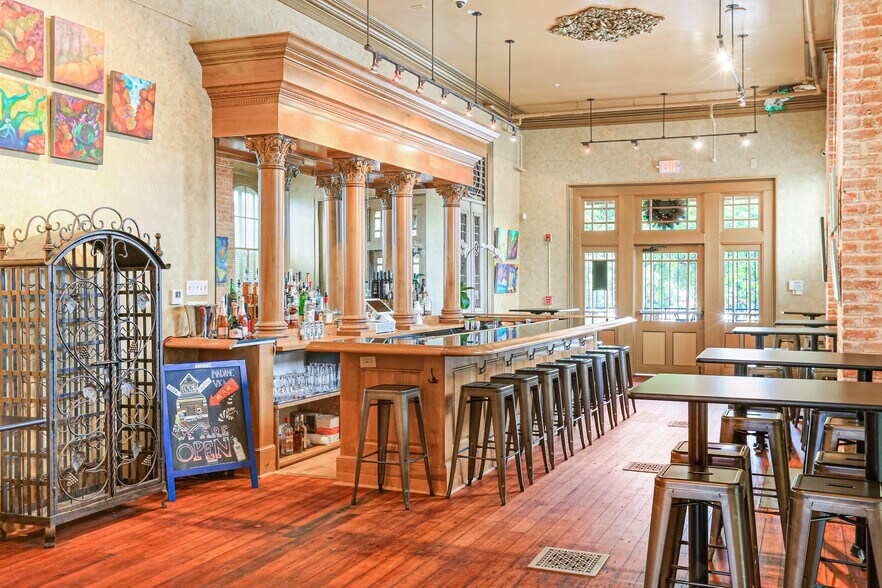 More Photos Of 1502 Elysian Fields Ave, New Orleans Hotel For Sale
