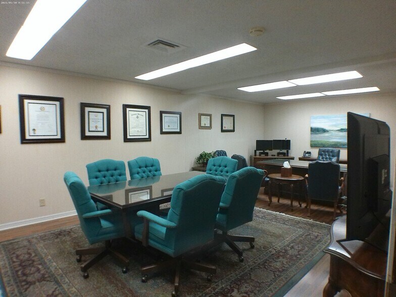 More Photos Of 603 N 8th St, Killeen Office For Sale