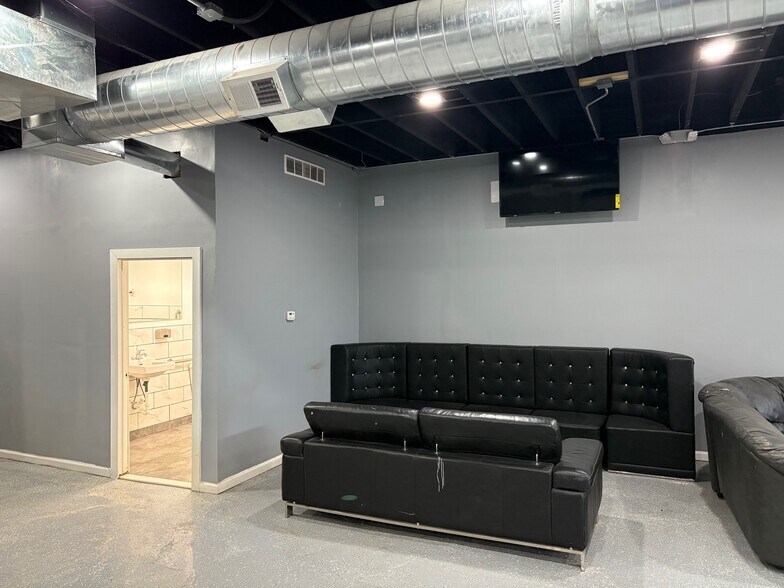 More Photos Of 5117-5121 E 7 Mile Rd, Detroit Storefront For Sale