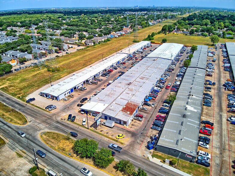 More Photos Of 11450 Bissonnet St, Houston Warehouse For Lease