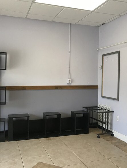 More Photos Of 4400 S Hopkins Ave, Titusville Showroom For Sale