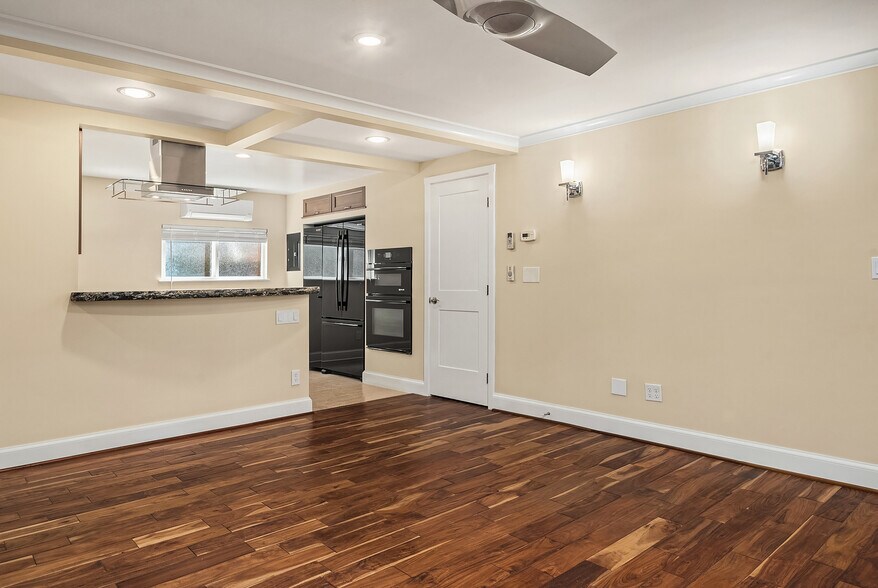 More Photos Of 1510 NE 170th St, Shoreline Apartments For Sale