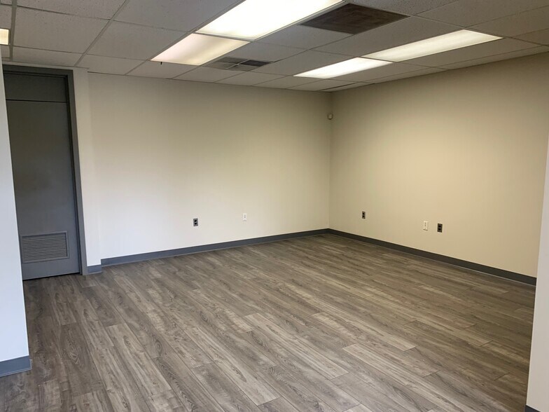 More Photos Of 2223 Fulton Dr NW, Canton Office For Sale