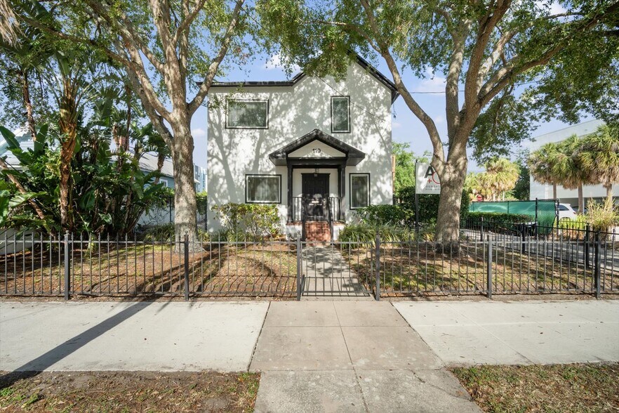 More Photos Of 119 S Dakota Ave, Tampa Medical For Sale