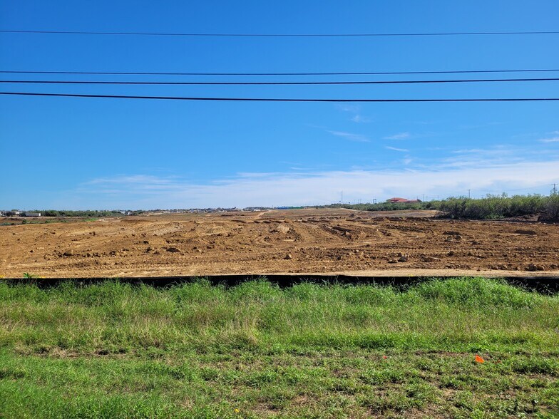 More Photos Of 5391 US-83, Laredo Land For Sale