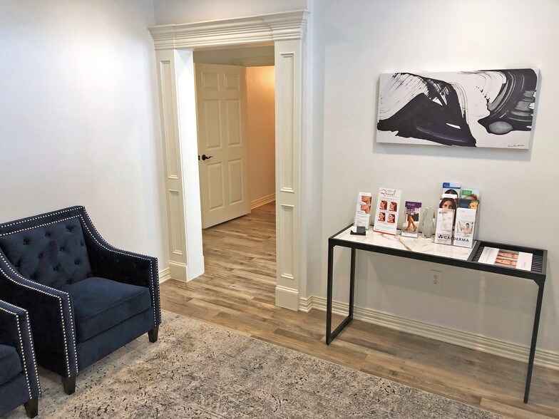 More Photos Of 7155 Colleyville Blvd, Colleyville Medical For Sale