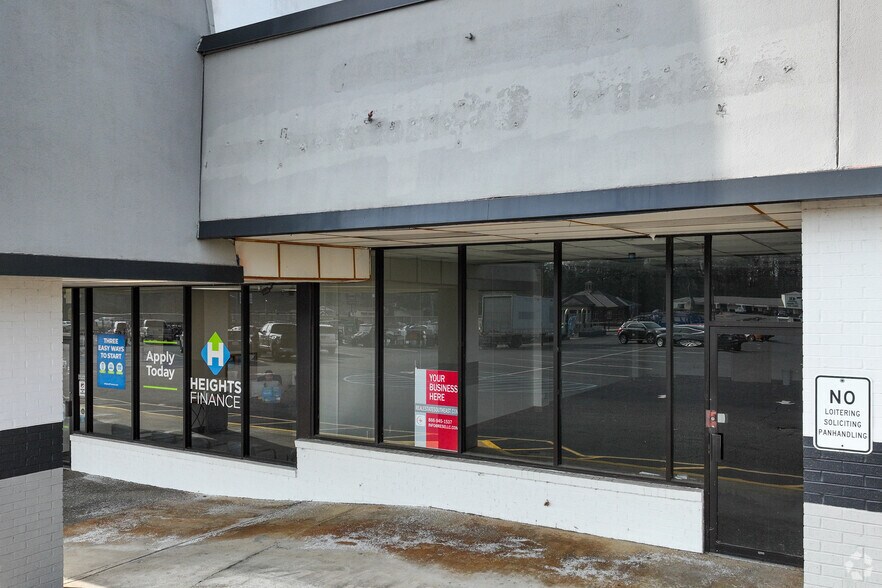 More Photos Of 3073-3187 Highway 431, Roanoke Unknown For Lease