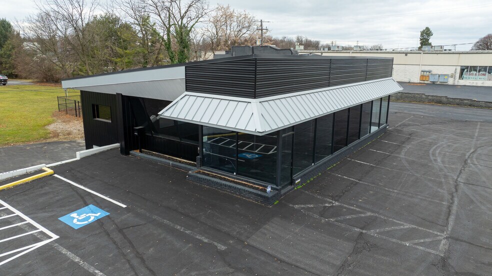 More Photos Of 1310 Manheim Pike, Lancaster Freestanding For Sale