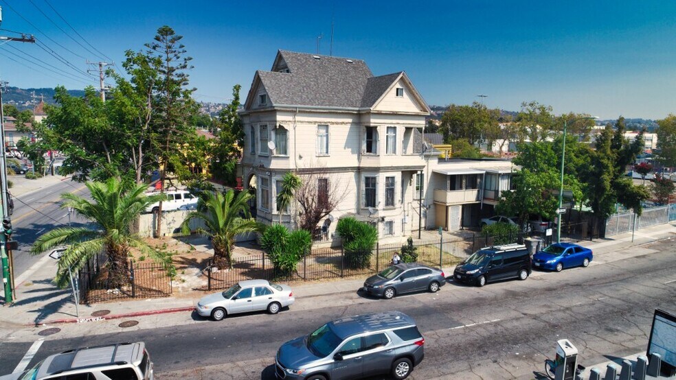 Primary Photo Of 1718 High St, Oakland Apartments For Sale